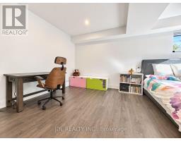 48 Sharron Drive, Toronto, ON M4G2A6 Photo 30