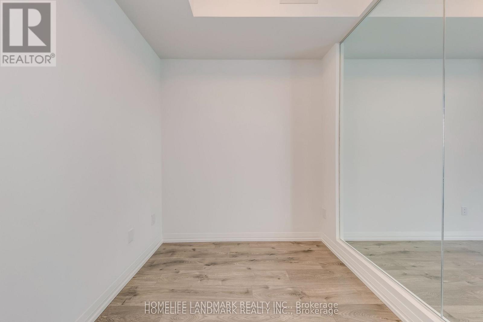 8 Widmer Street — photo 14