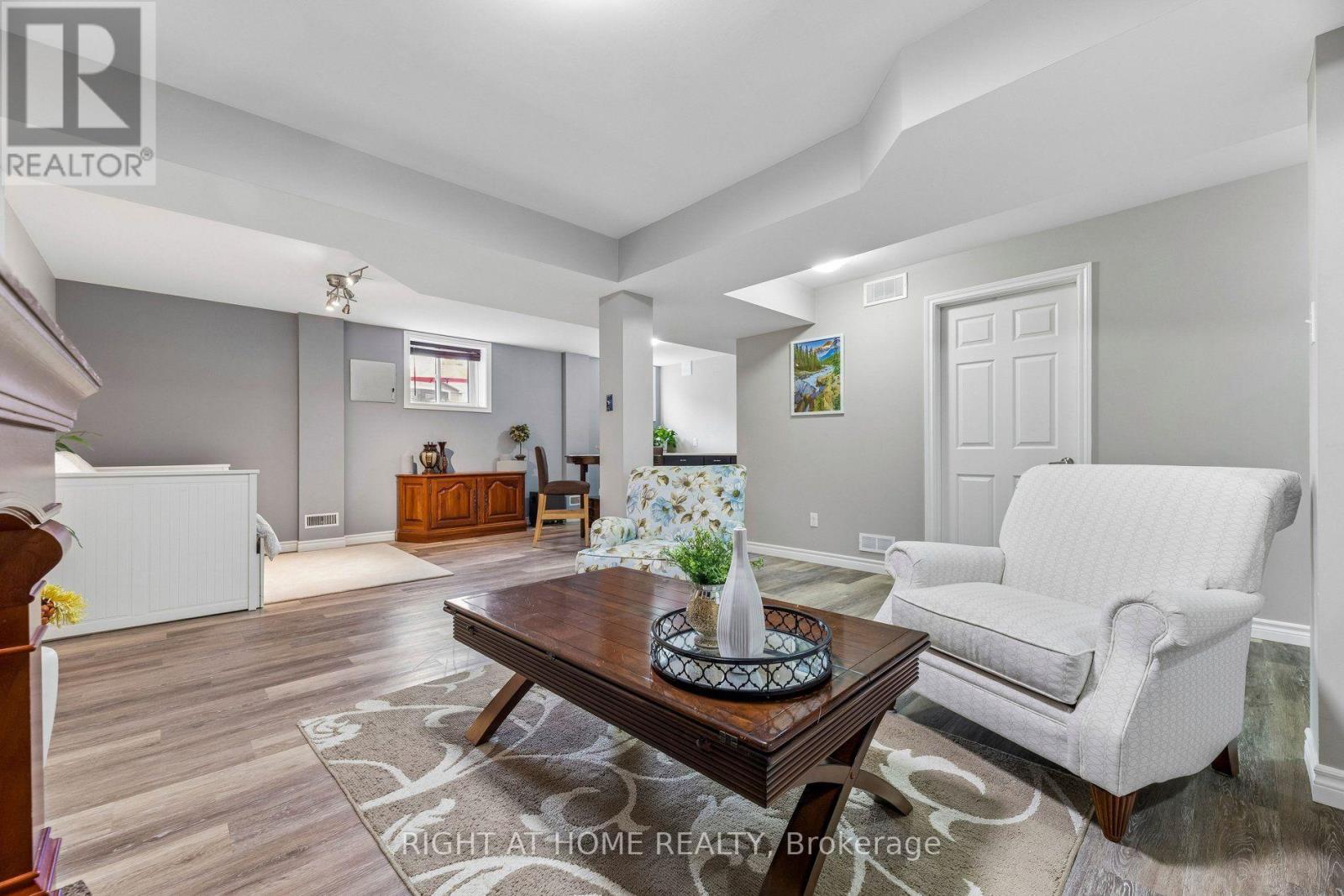 29 Bannister Street, Clarington, ON photo 32