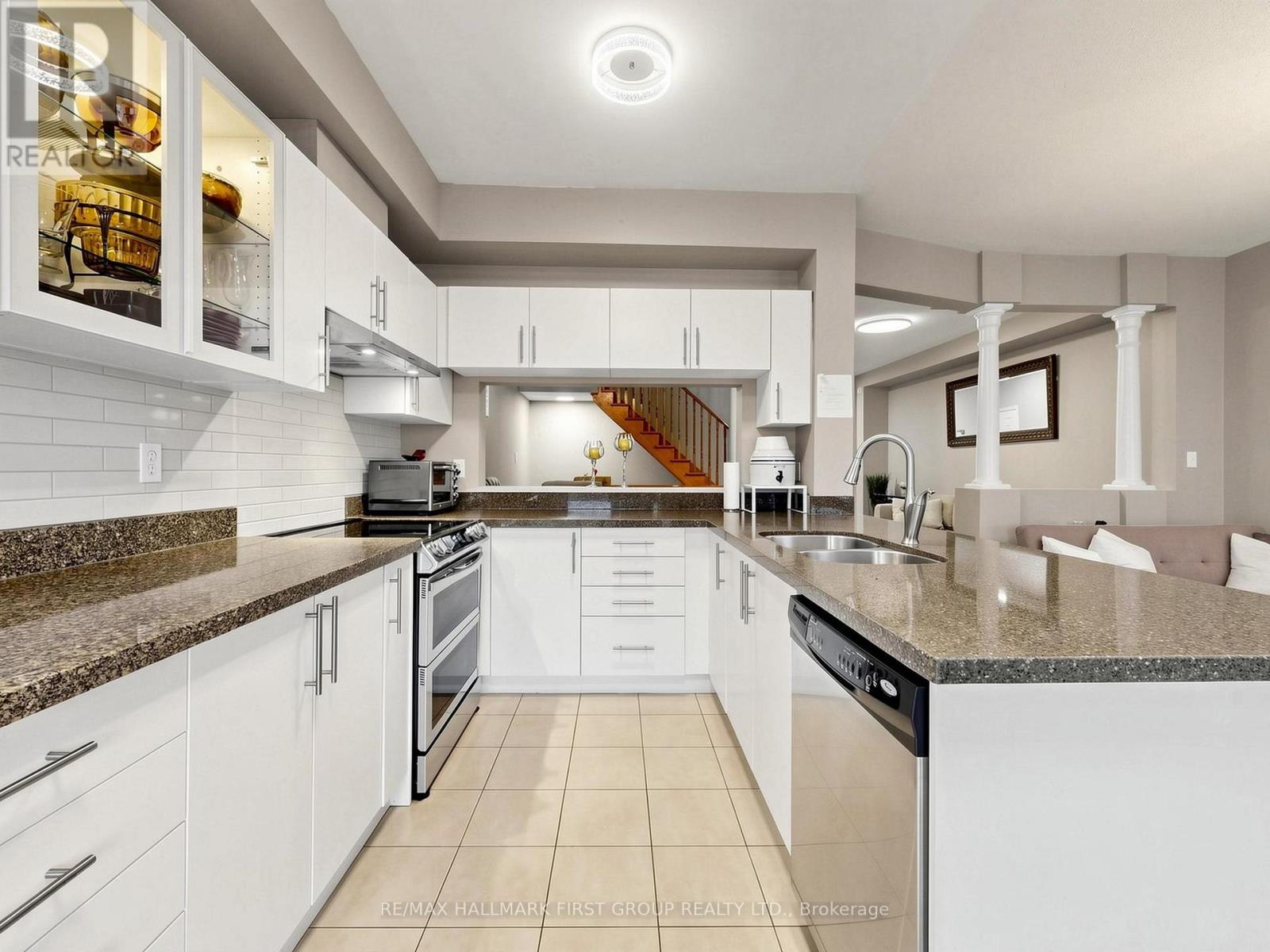 325 Isaac Murray Avenue, Vaughan, ON photo 22