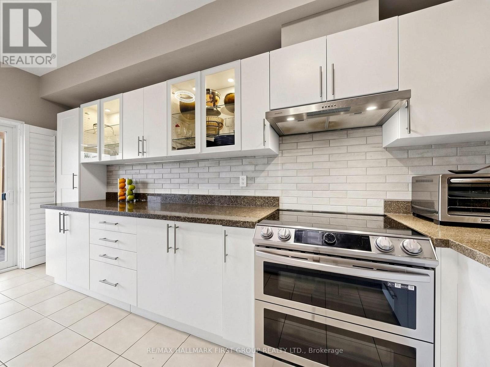 325 Isaac Murray Avenue, Vaughan, ON photo 23