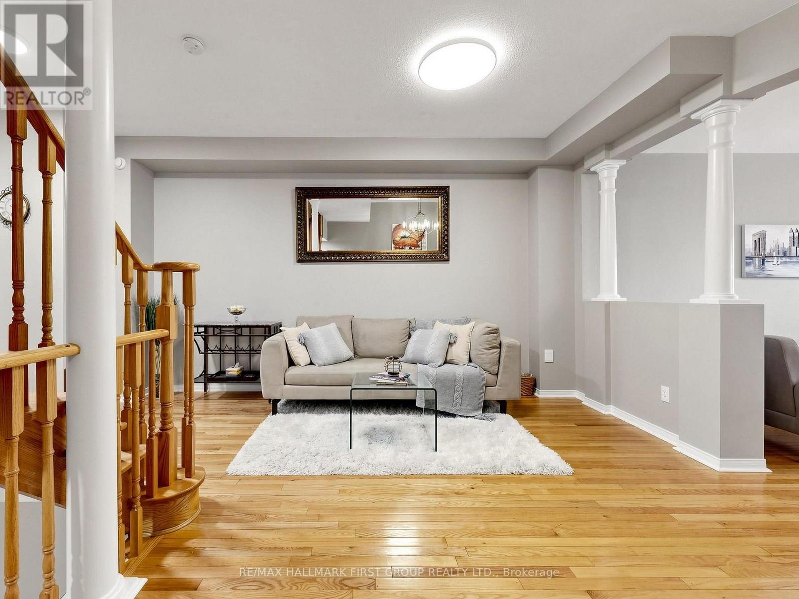 325 Isaac Murray Avenue, Vaughan, ON photo 7