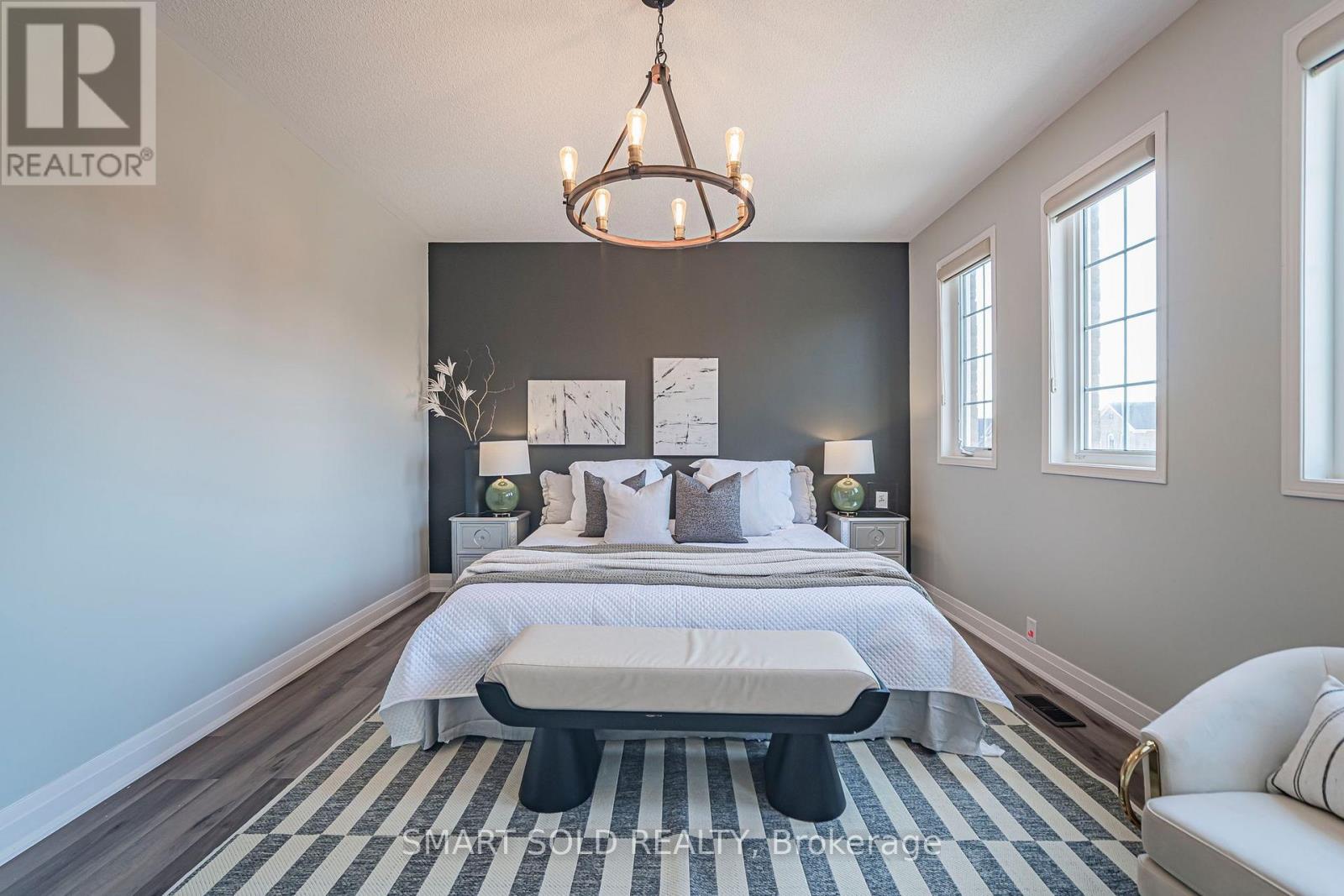 15 Mirando Street, Richmond Hill, ON photo 13