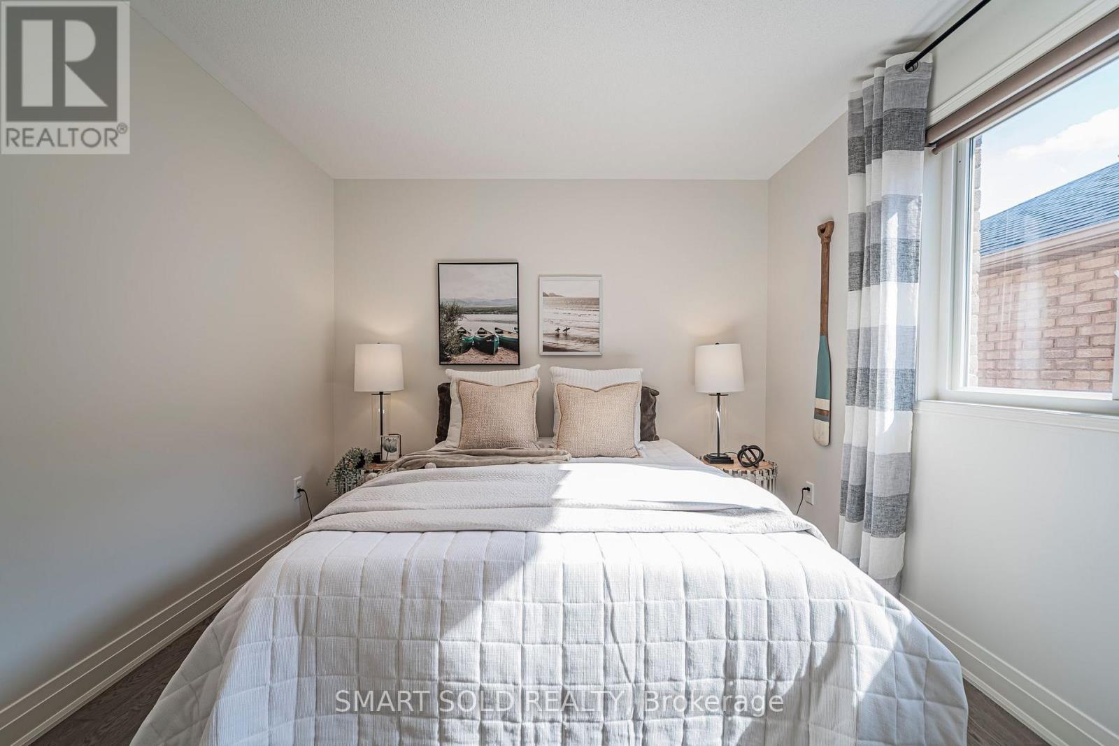 15 Mirando Street, Richmond Hill, ON photo 18