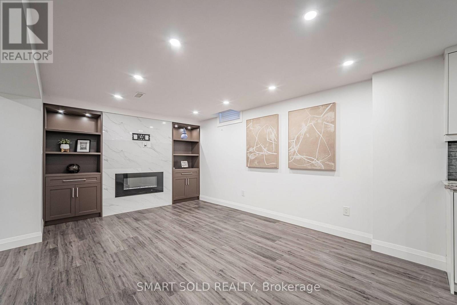 15 Mirando Street, Richmond Hill, ON photo 23