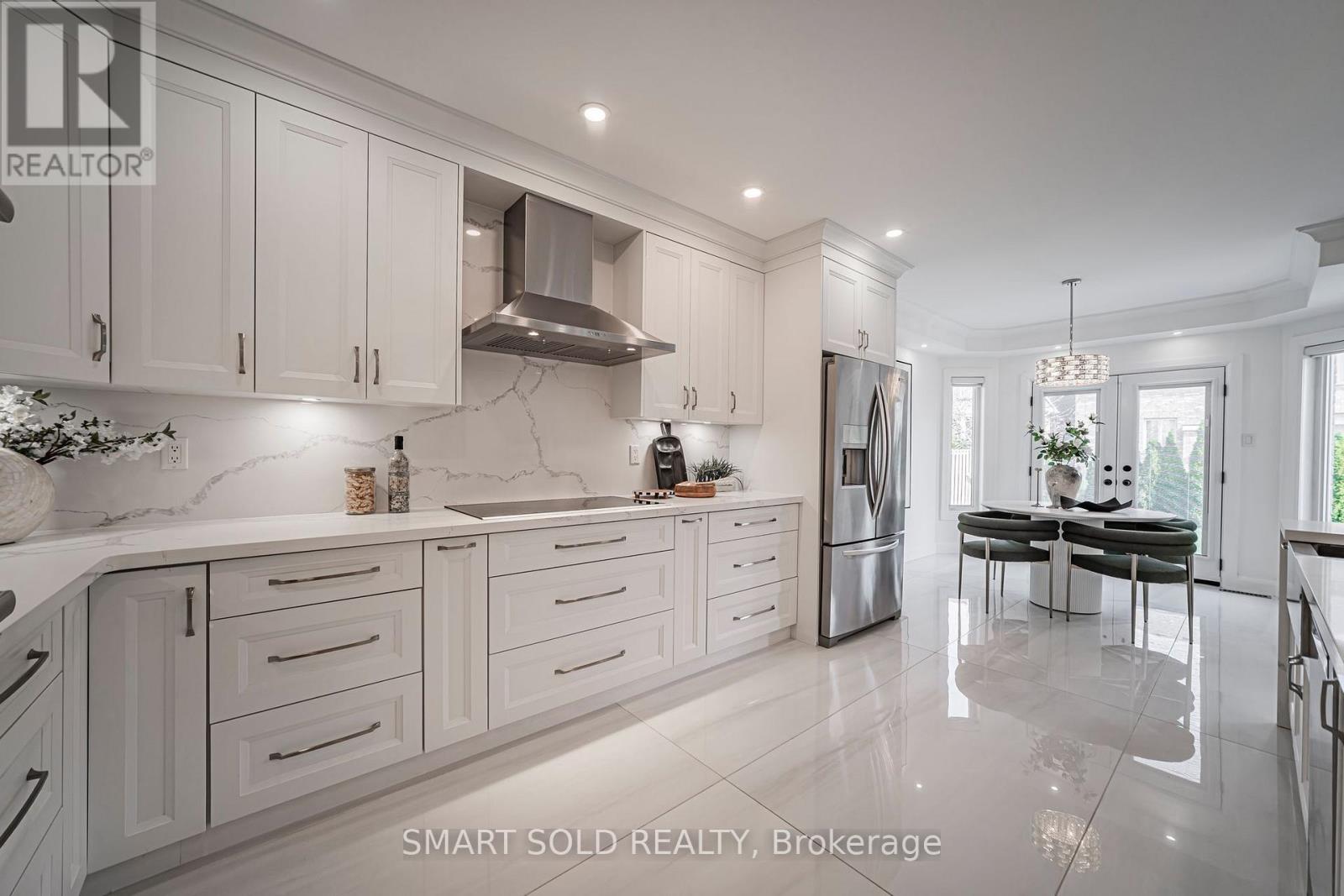 15 MIRANDO STREET, Richmond Hill (Westbrook) — photo 6
