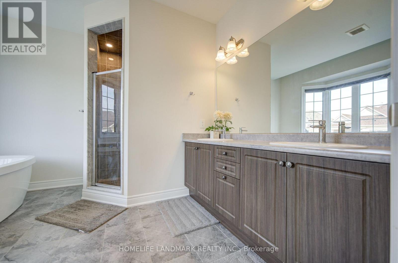 14 Greywacke Street, Richmond Hill, ON photo 35