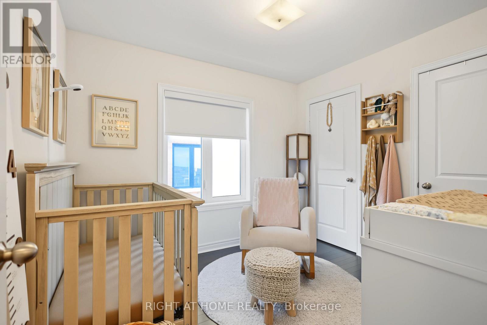 107 BOUNDARY BOULEVARD - 29