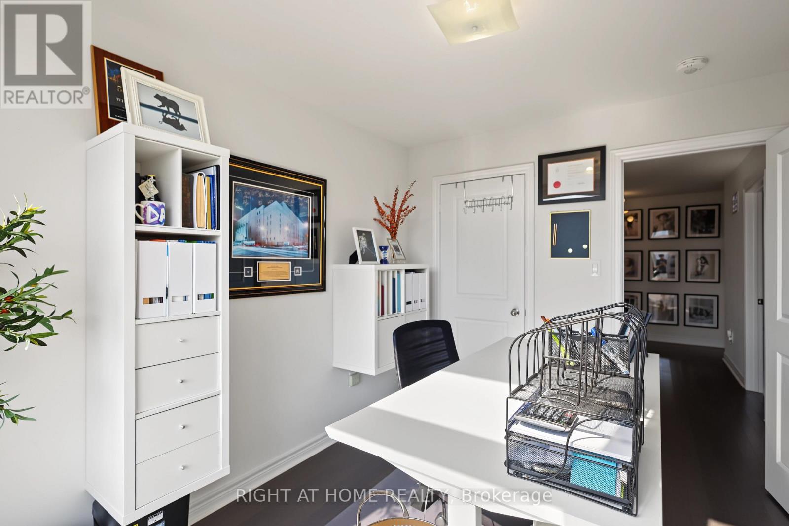 107 BOUNDARY BOULEVARD - 34