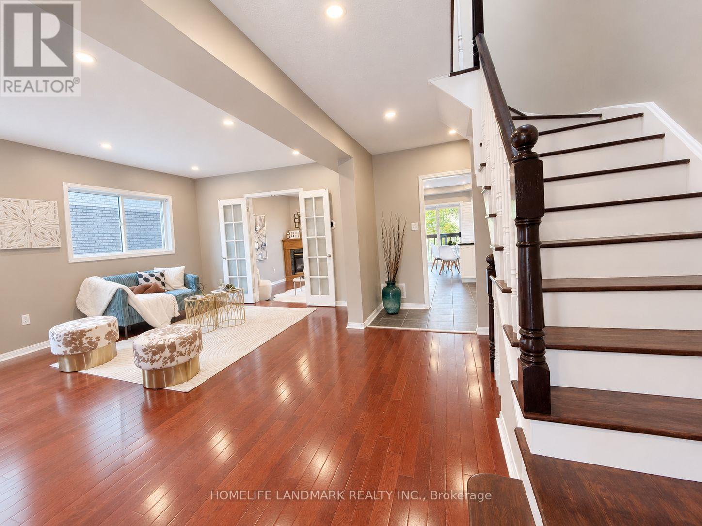 813 STONEHAVEN AVENUE, Newmarket (Stonehaven-Wyndham) — photo 3