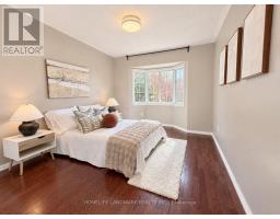 813 Stonehaven Avenue, Newmarket, ON L3X2K3 Photo 14