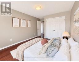 813 Stonehaven Avenue, Newmarket, ON L3X2K3 Photo 16