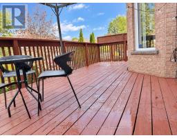 813 Stonehaven Avenue, Newmarket, ON L3X2K3 Photo 24