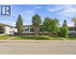 30 / 32 Dalton Bay NW - photo 2