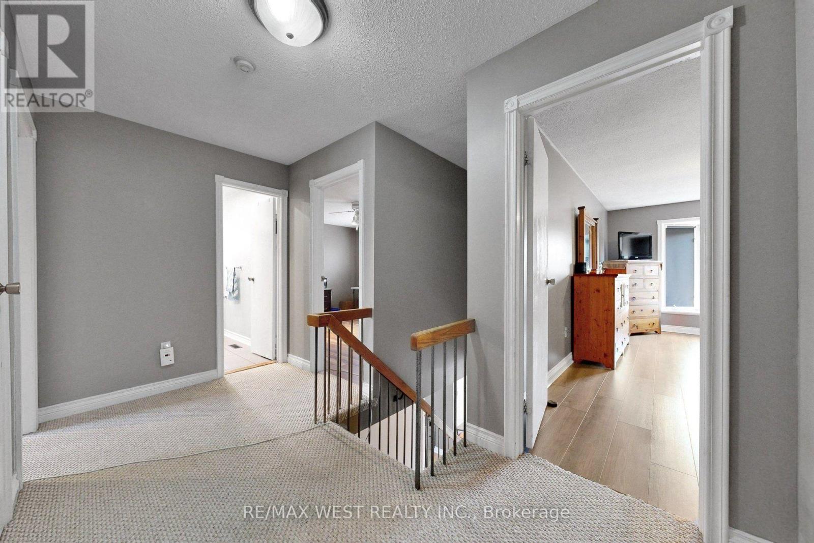 13 Mansfield Street, Brampton, ON photo 19