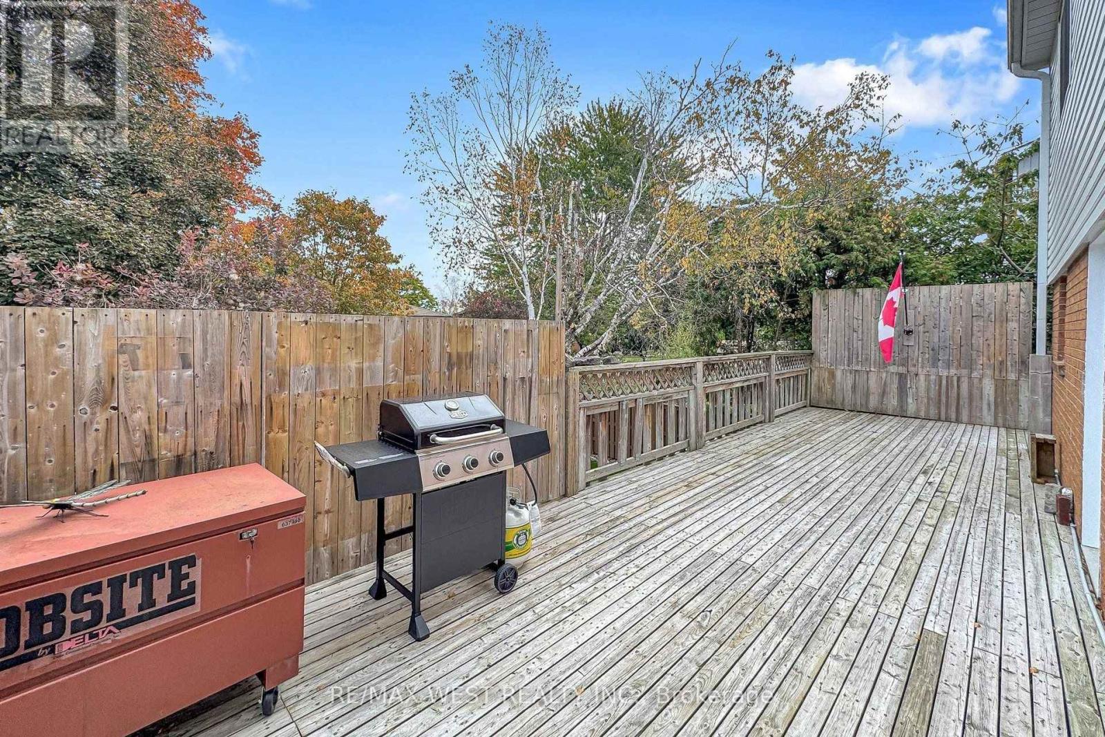 13 Mansfield Street, Brampton, ON photo 40