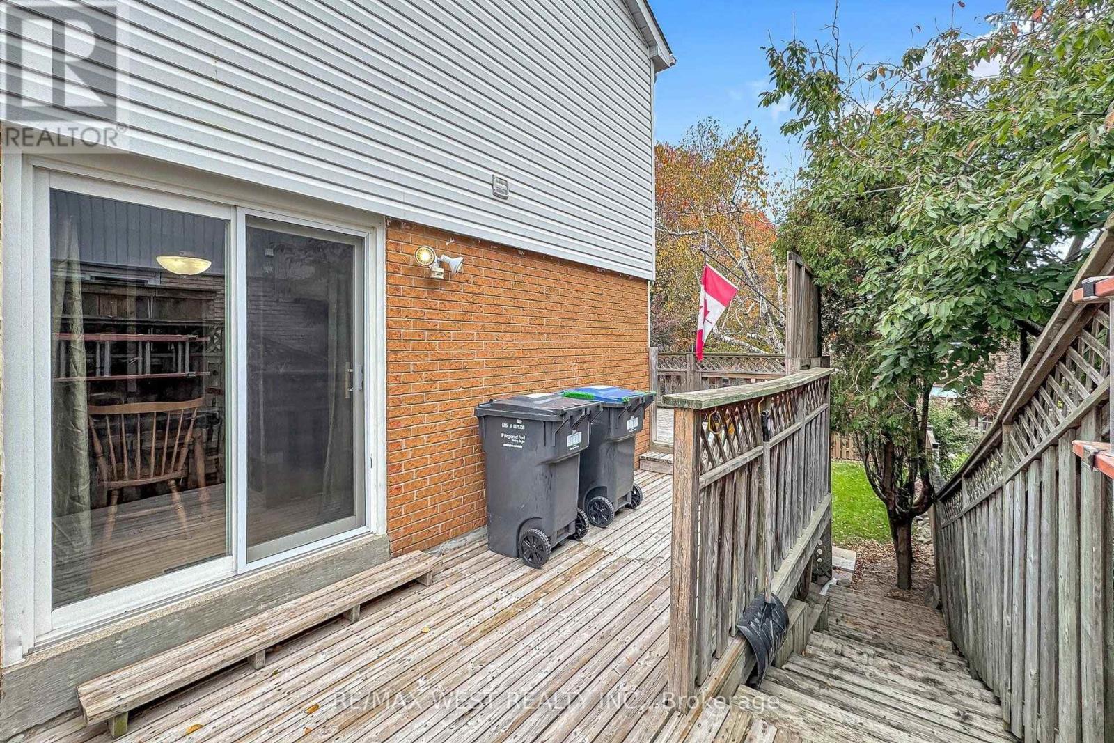 13 Mansfield Street, Brampton, ON photo 42