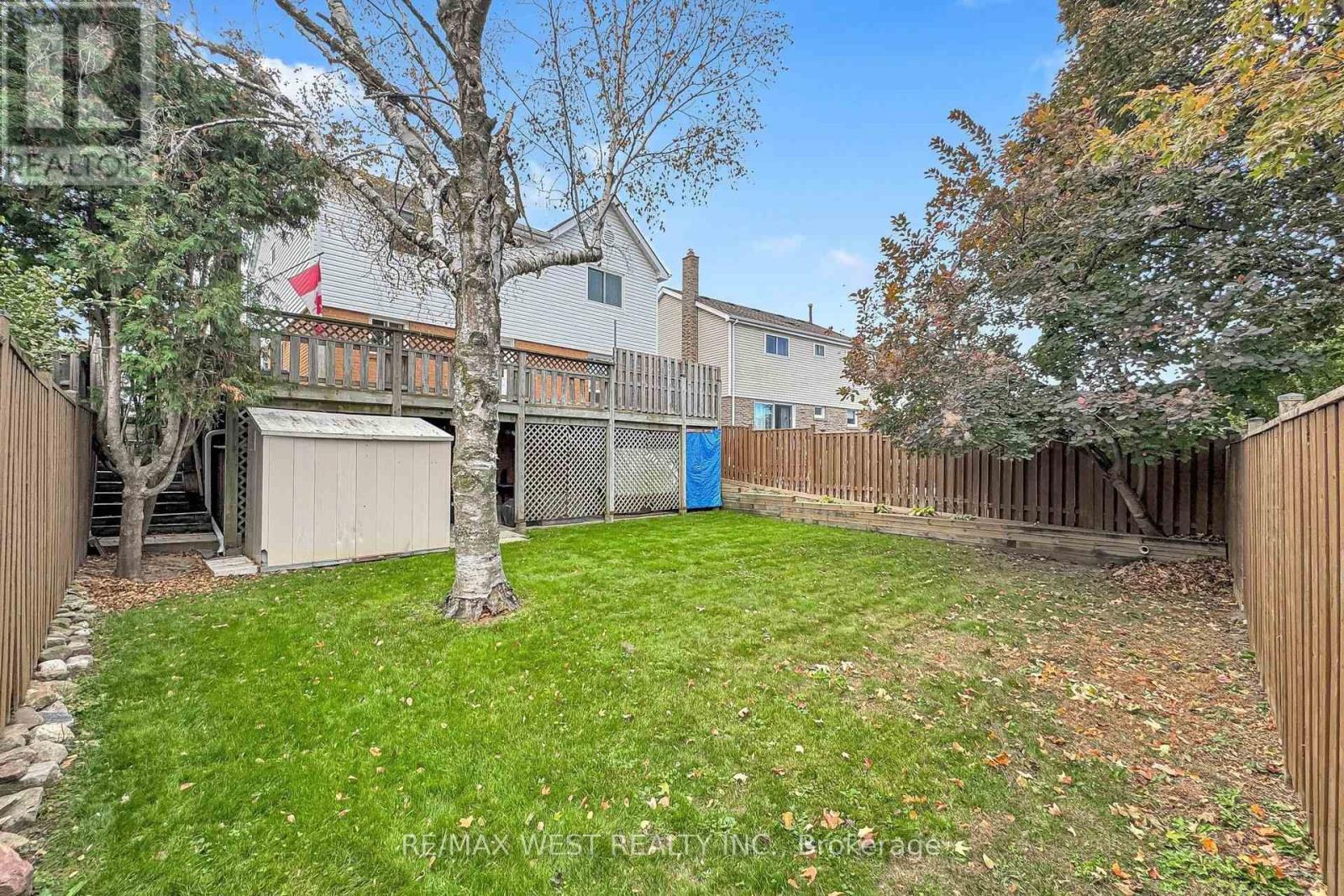 13 Mansfield Street, Brampton, ON photo 45