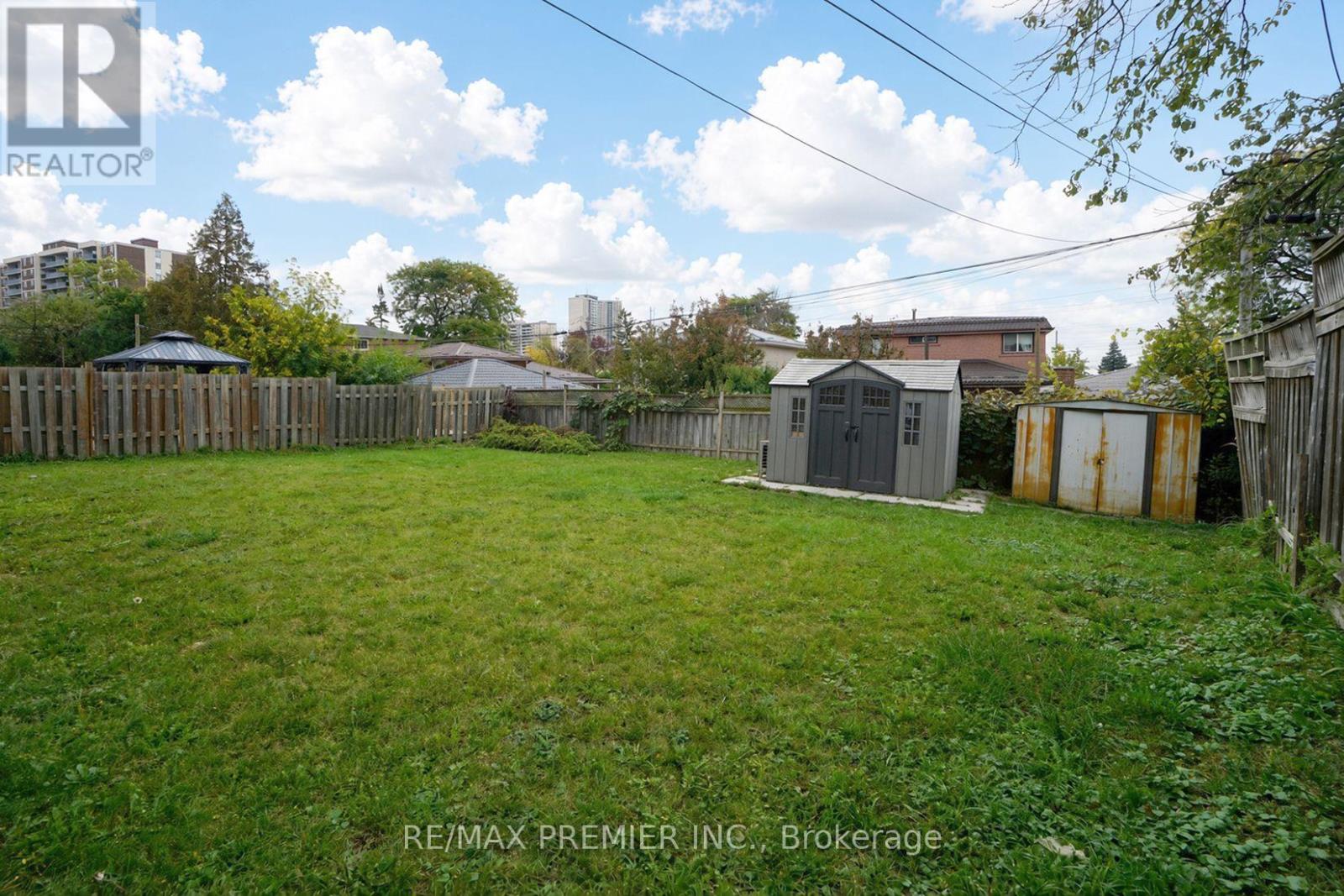 7 Artech Court, Toronto, ON photo 11