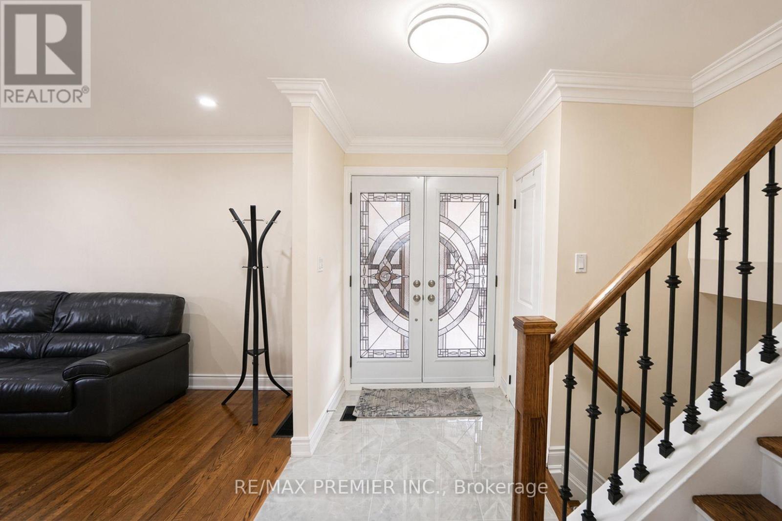 7 Artech Court, Toronto, ON photo 14