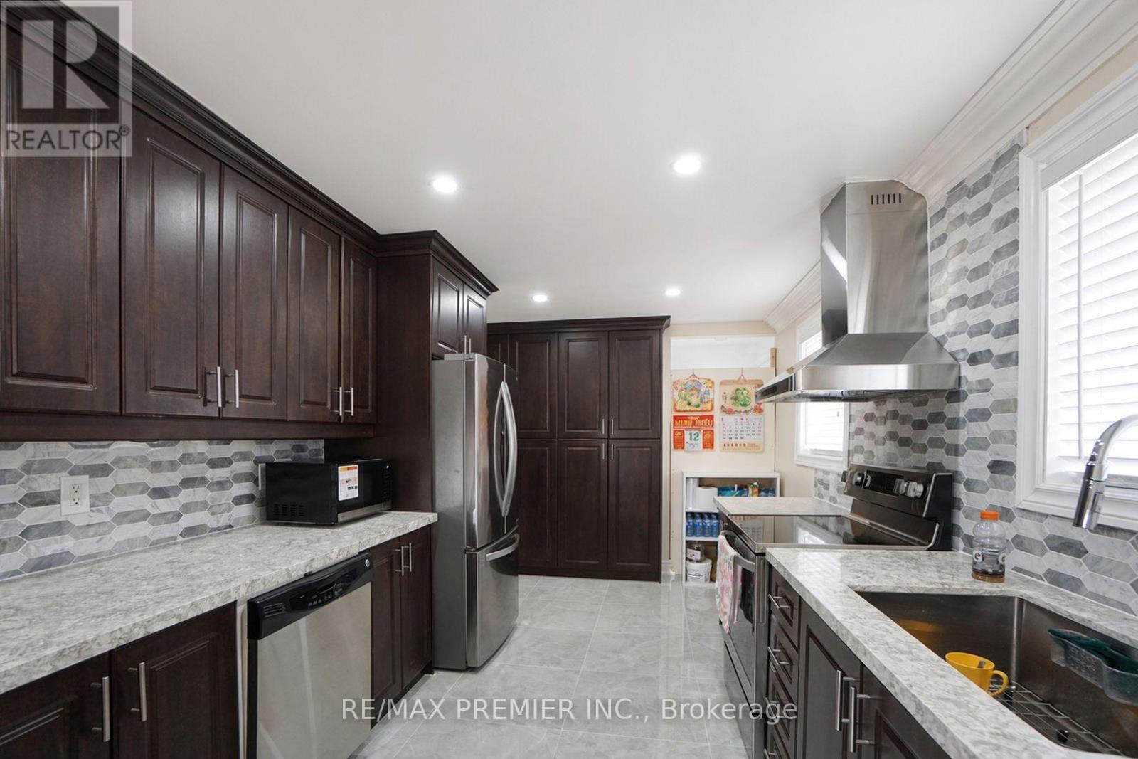 7 Artech Court, Toronto, ON photo 26