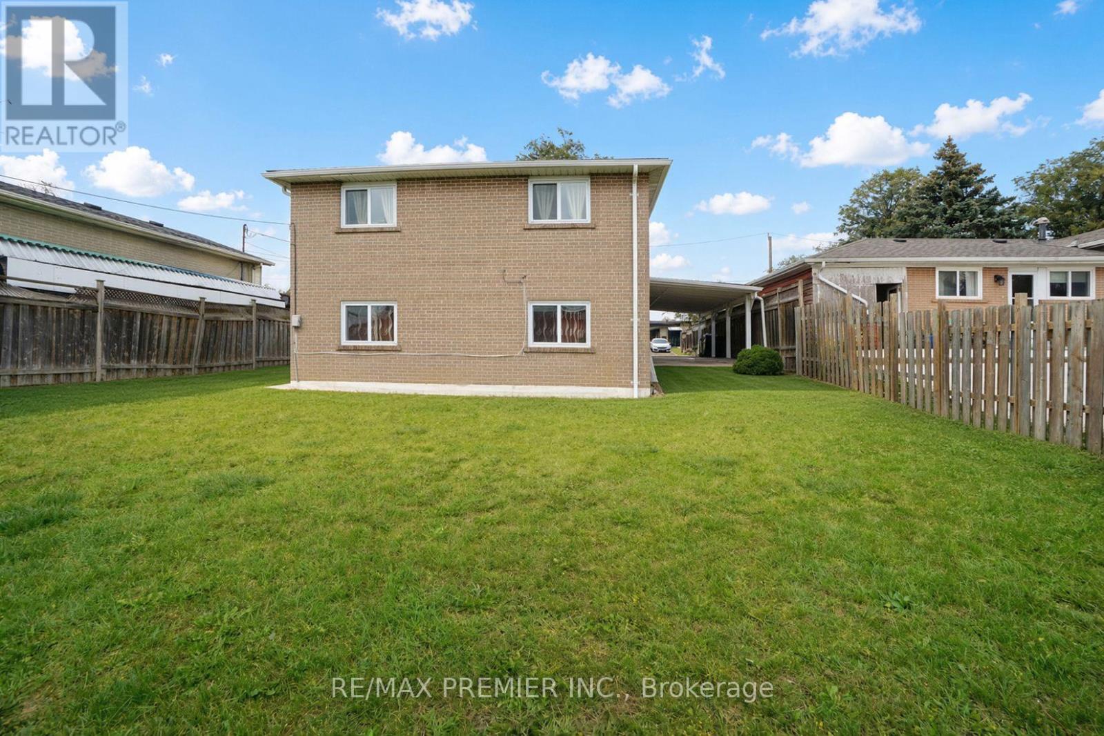 7 Artech Court, Toronto, ON photo 8