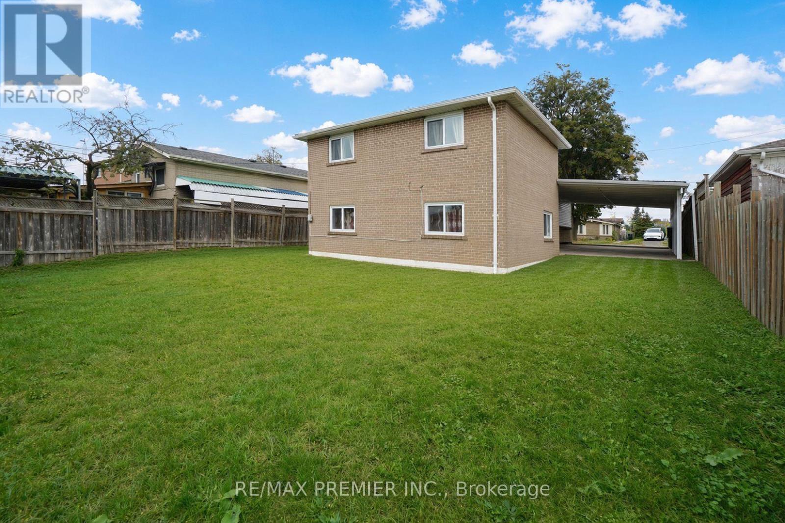 7 Artech Court, Toronto, ON photo 9