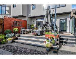 1927 44 Avenue SW - photo 40