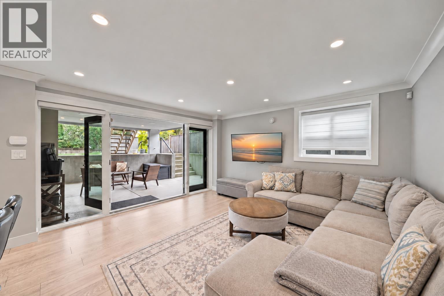 1604 HAMILTON STREET, New Westminster - Image 1