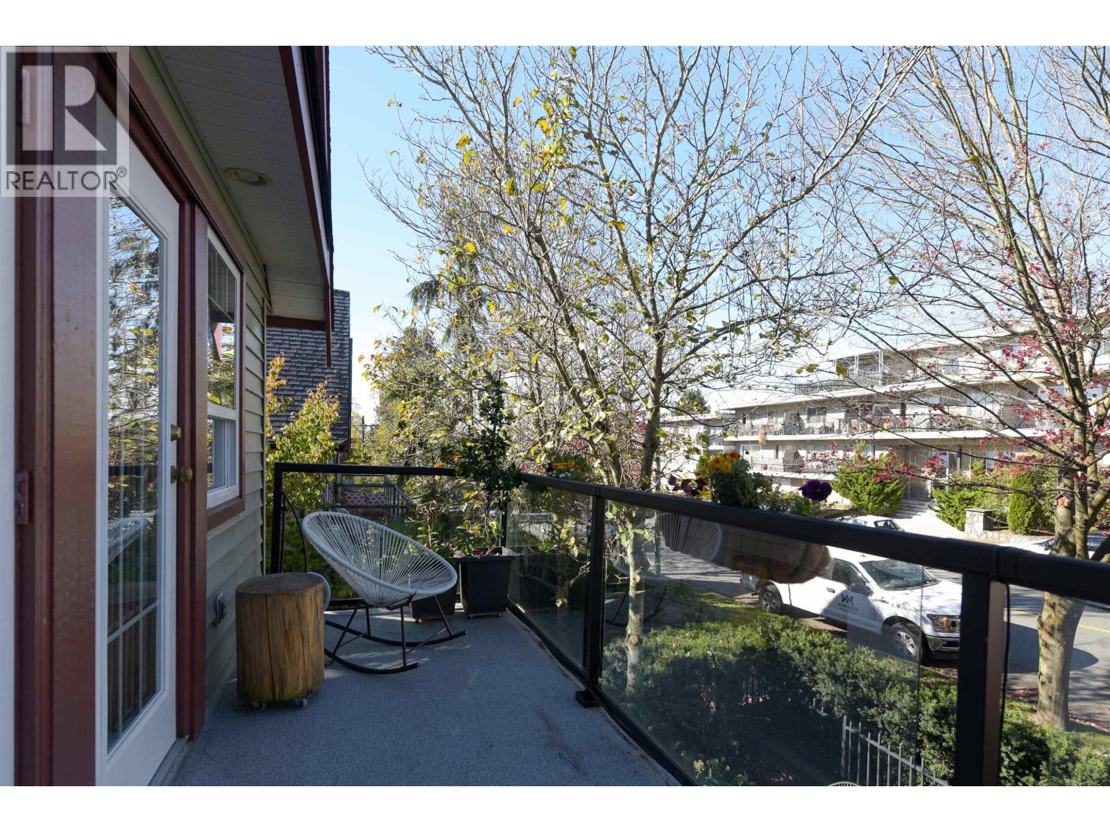 Photo of 5 3838 ALBERT STREET 26