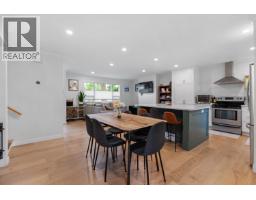 Photo 16 of 34, 7511 JEAN DE BREBEUF CRESCENT · Prince George, BC