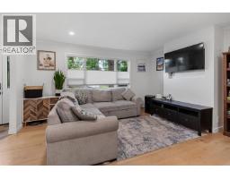 Photo 11 of 34, 7511 JEAN DE BREBEUF CRESCENT · Prince George, BC