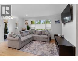 Photo 13 of 34, 7511 JEAN DE BREBEUF CRESCENT · Prince George, BC