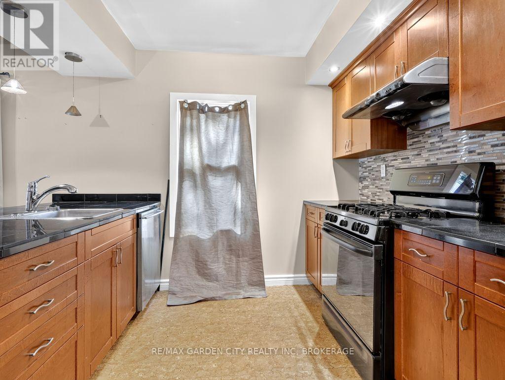 15 Rodman Street — photo 18