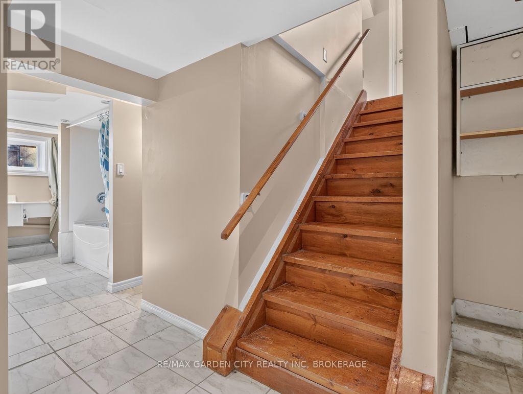 15 RODMAN STREET - 34