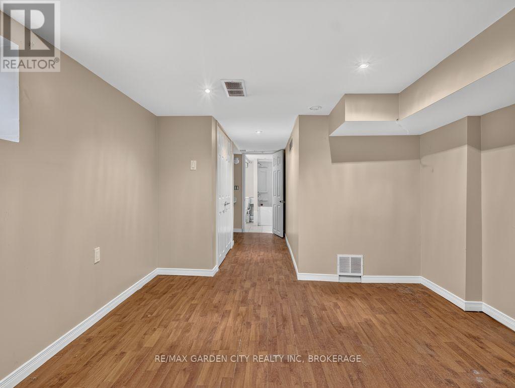 15 Rodman Street — photo 43