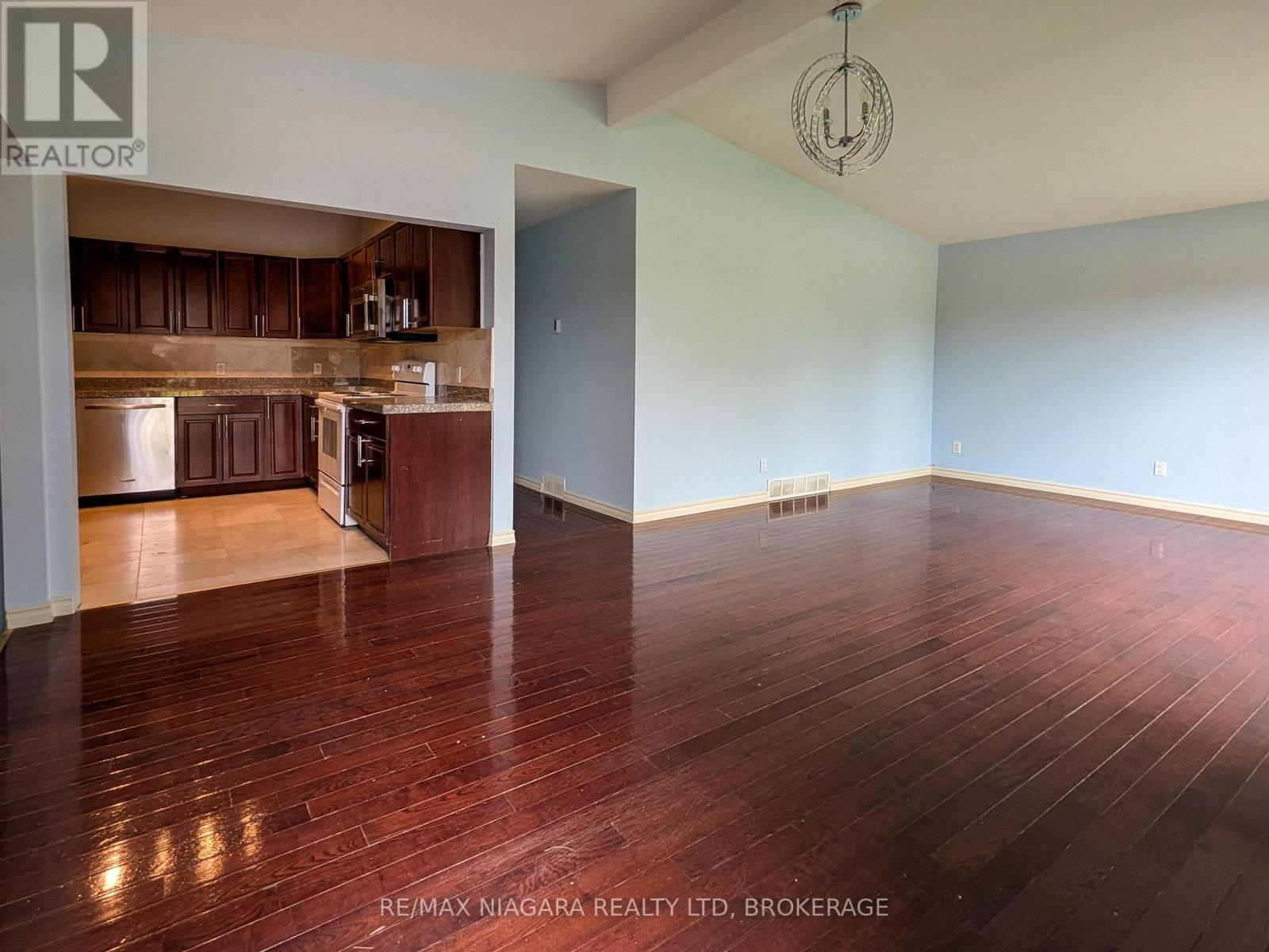 6122 MAYFAIR DRIVE, Niagara Falls (Church's Lane) — photo 6
