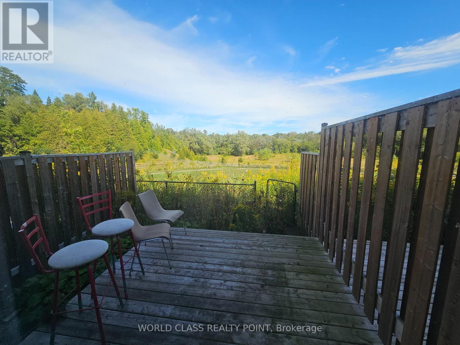 1692 Pleasure Valley Path, Oshawa, ON photo 2