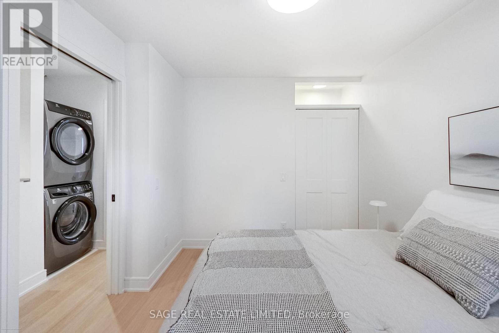 62 Elm Grove Avenue, Toronto, ON photo 27
