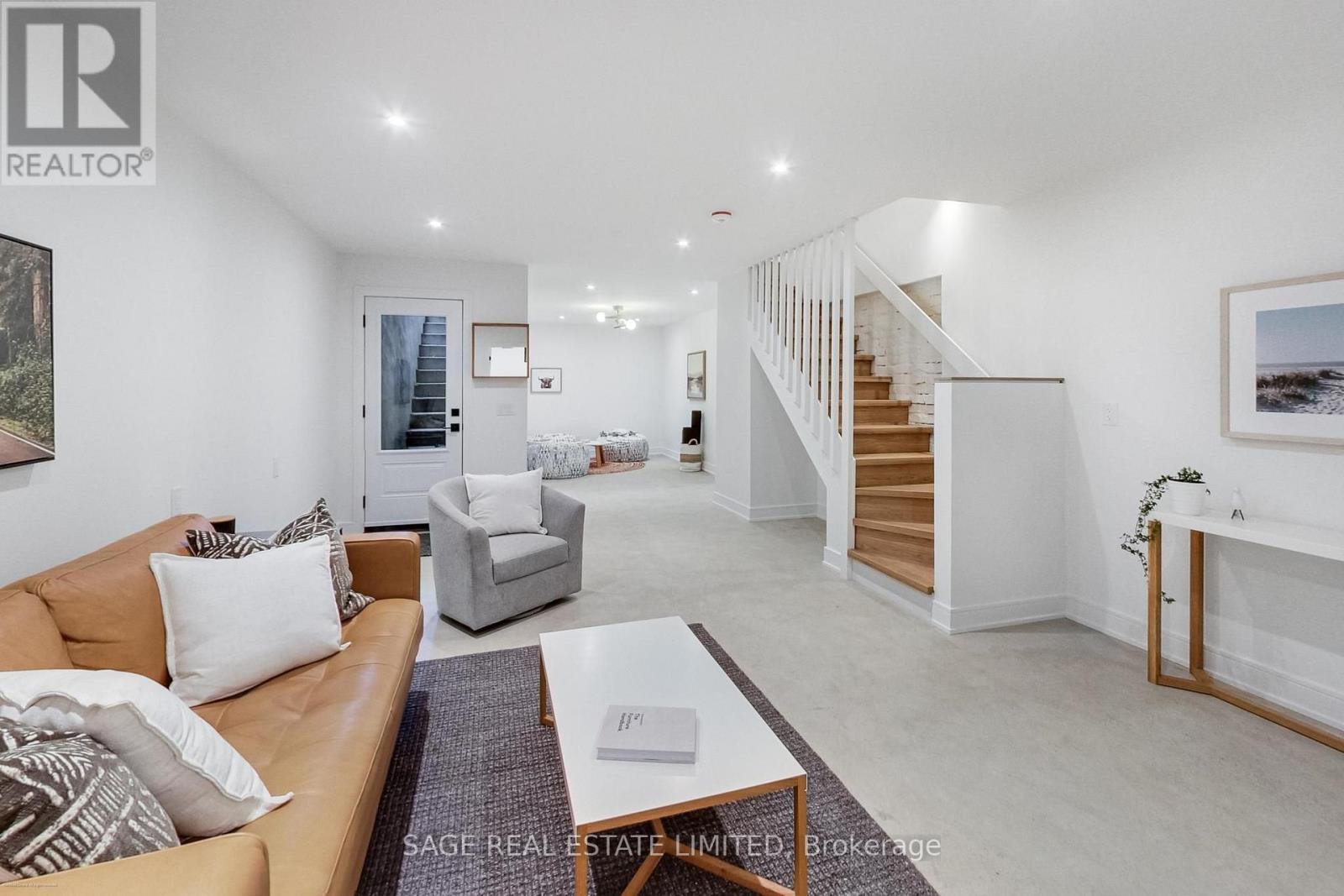 62 Elm Grove Avenue, Toronto, ON photo 32