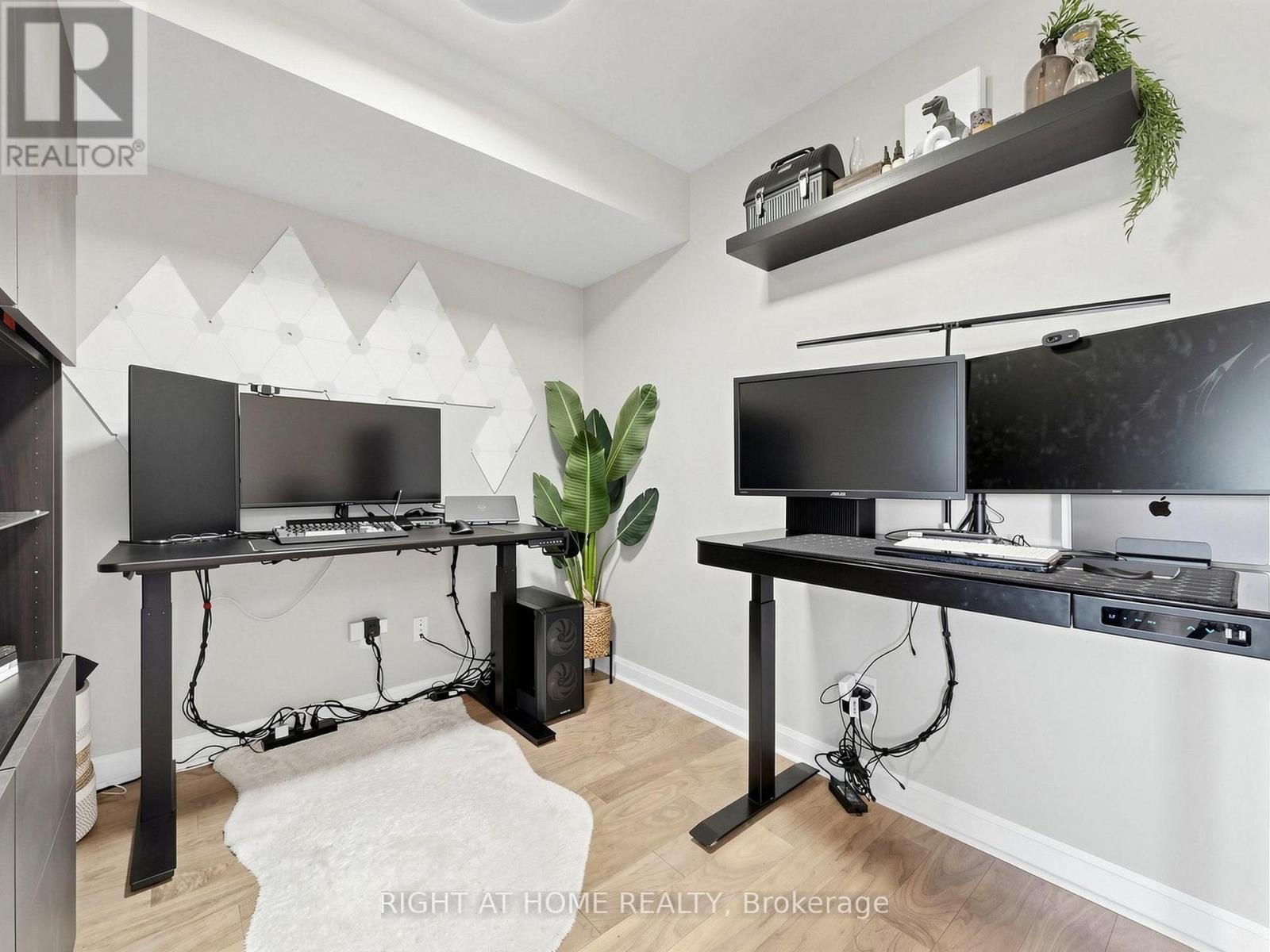 1609- 1 Michael Power Place, Toronto, ON photo 16