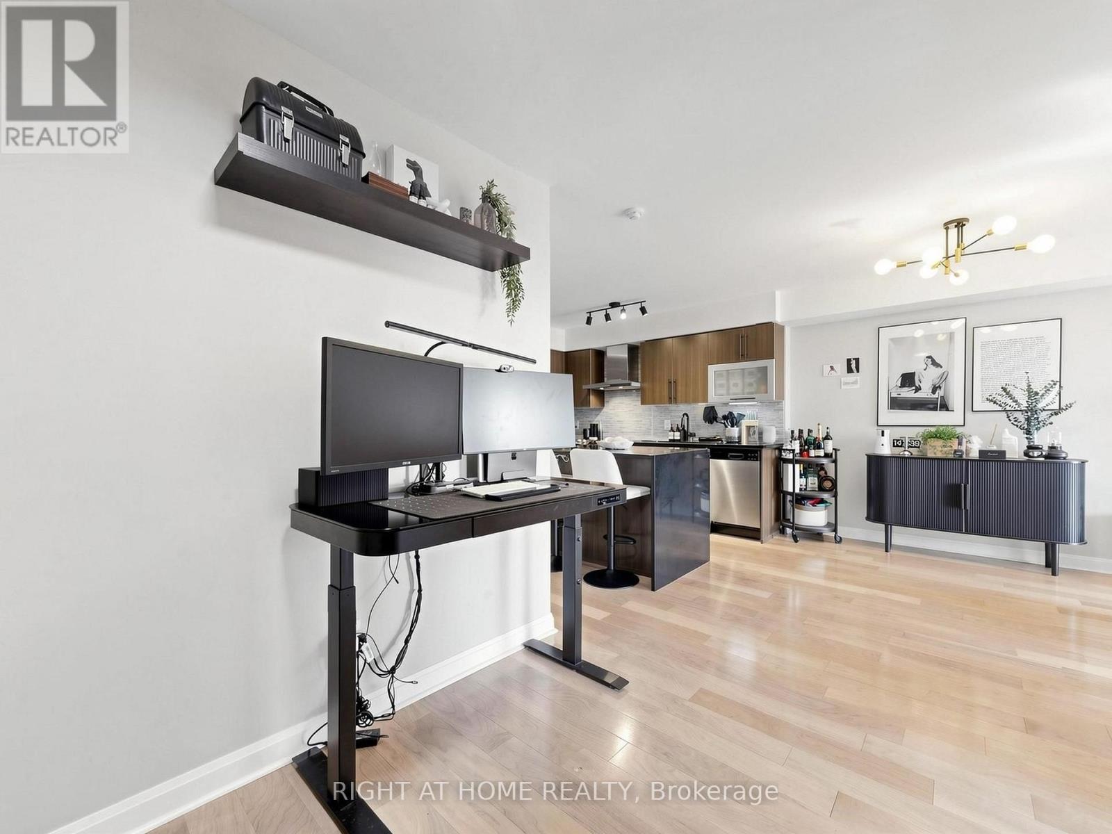 1609- 1 Michael Power Place, Toronto, ON photo 17