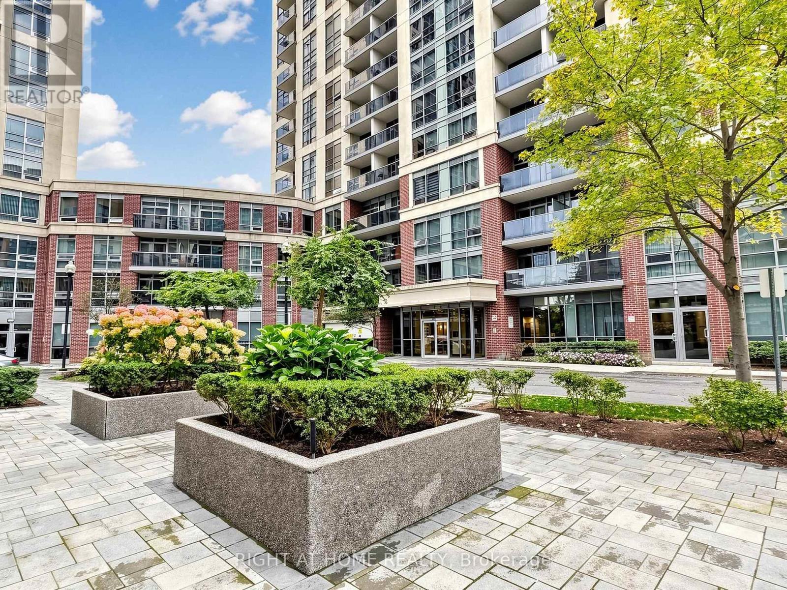 1609 - 1 MICHAEL POWER PLACE, Toronto (Islington-City Centre West) — photo 3
