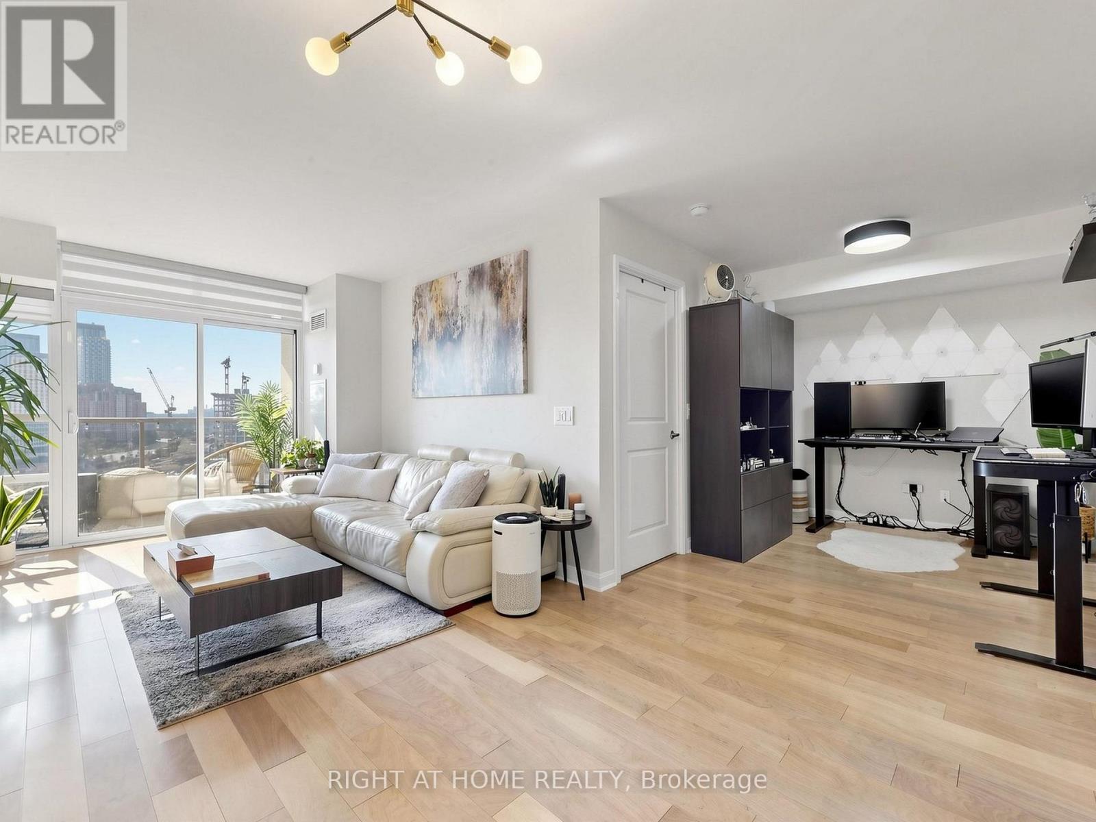 1609 - 1 MICHAEL POWER PLACE, Toronto (Islington-City Centre West) — photo 4