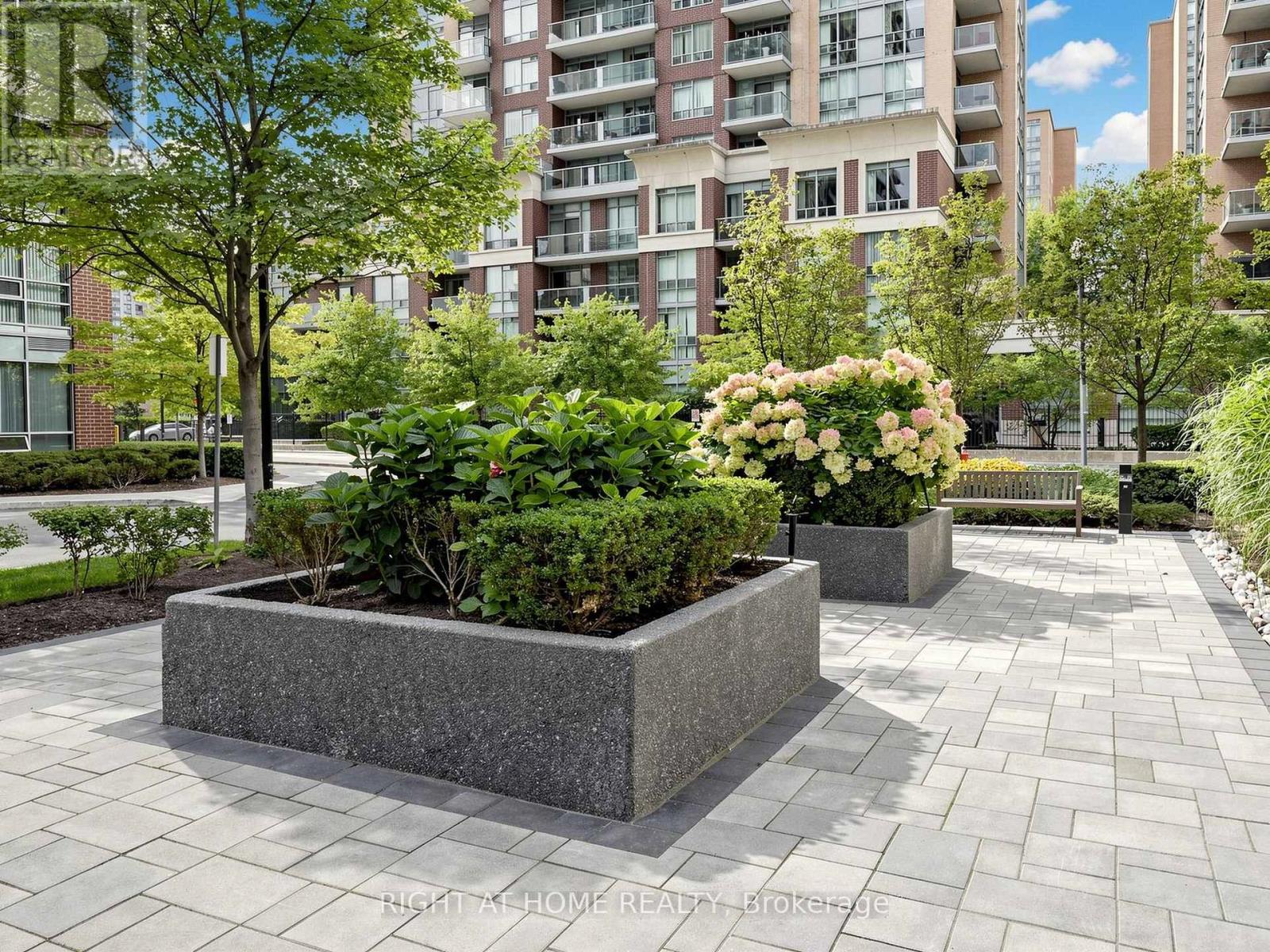 1609- 1 Michael Power Place, Toronto, ON photo 46
