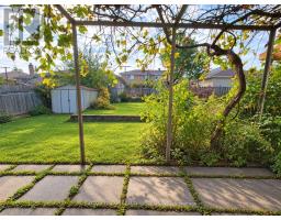 7 Pecan Court, Toronto, ON M3L1R6 Photo 19