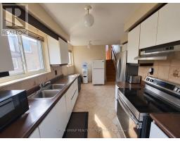 7 Pecan Court, Toronto, ON M3L1R6 Photo 6