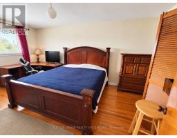 7 Pecan Court, Toronto, ON M3L1R6 Photo 9