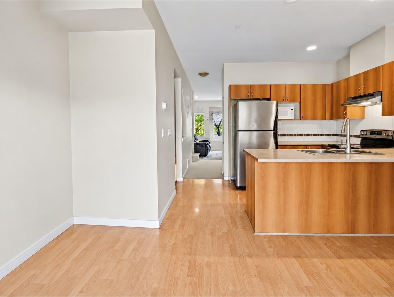 2 Bed, 3 Bath House for Sale in Surrey – 37 6366 126 STREET, Surrey – MLS# R3174512 - Image 9