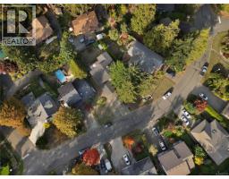 7036 Con-ada Rd, Central Saanich, BC V8M1E7 Photo 72